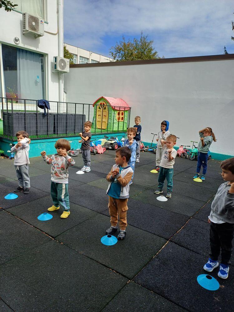 Opțional karate grădinița Arons, Str. Luminoasă Nr. 8, Sector 4, București