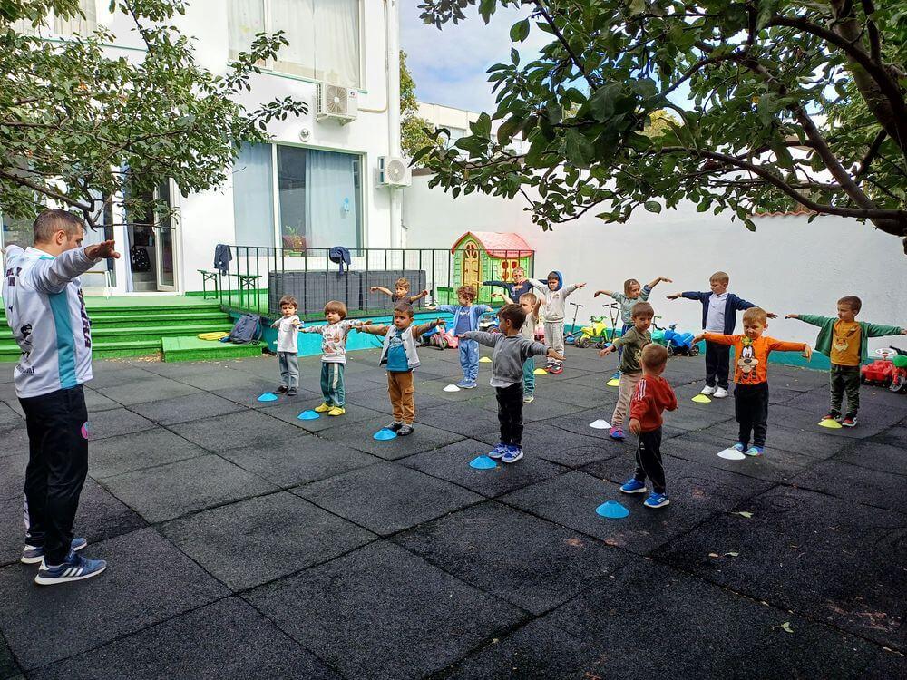 Opțional karate grădinița Arons, Str. Luminoasă Nr. 8, Sector 4, București