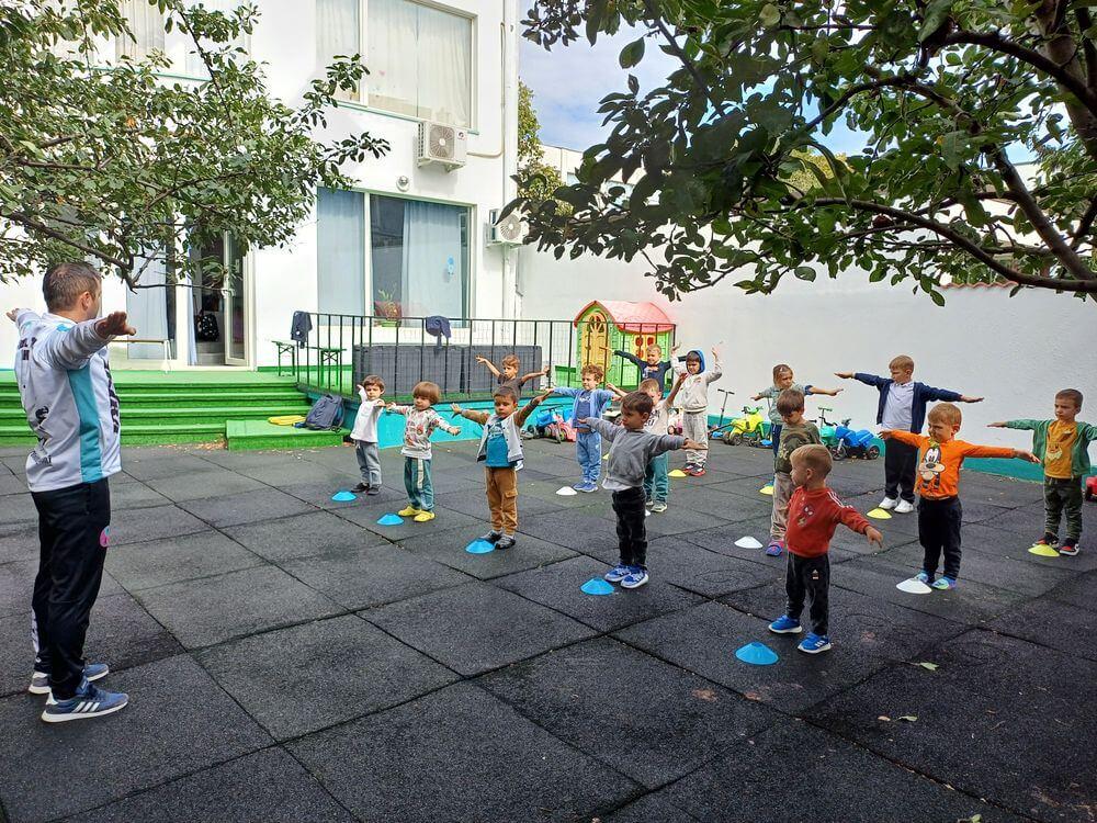 Opțional karate grădinița Arons, Str. Luminoasă Nr. 8, Sector 4, București