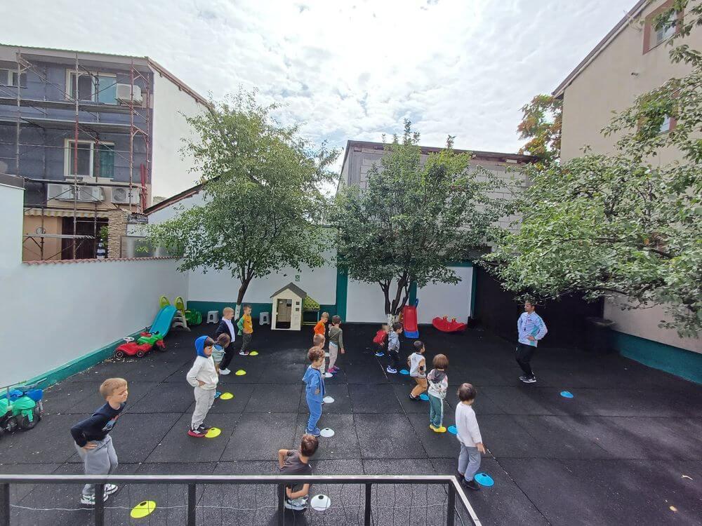 Opțional karate grădinița Arons, Str. Luminoasă Nr. 8, Sector 4, București