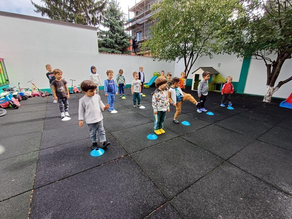 Opțional karate grădinița Arons, Str. Luminoasă Nr. 8, Sector 4, București