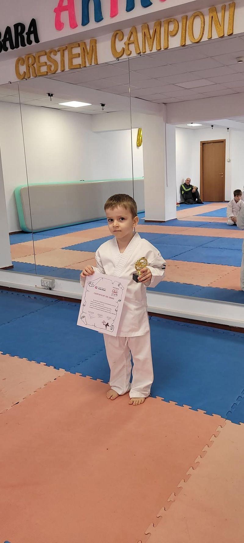 Opțional karate grădinița Arons, Str. Luminoasă Nr. 8, Sector 4, București 
