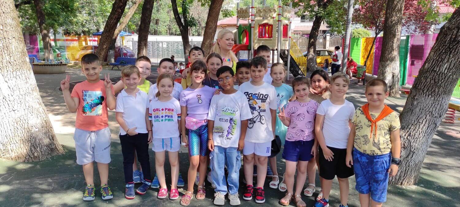 Școala de vară - Grădinița Arons, București, Sector 4