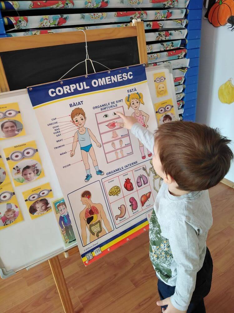 https://www.arons-education.sixpixels.site/sites/default/files/2025-04/arons-cresa08.jpg