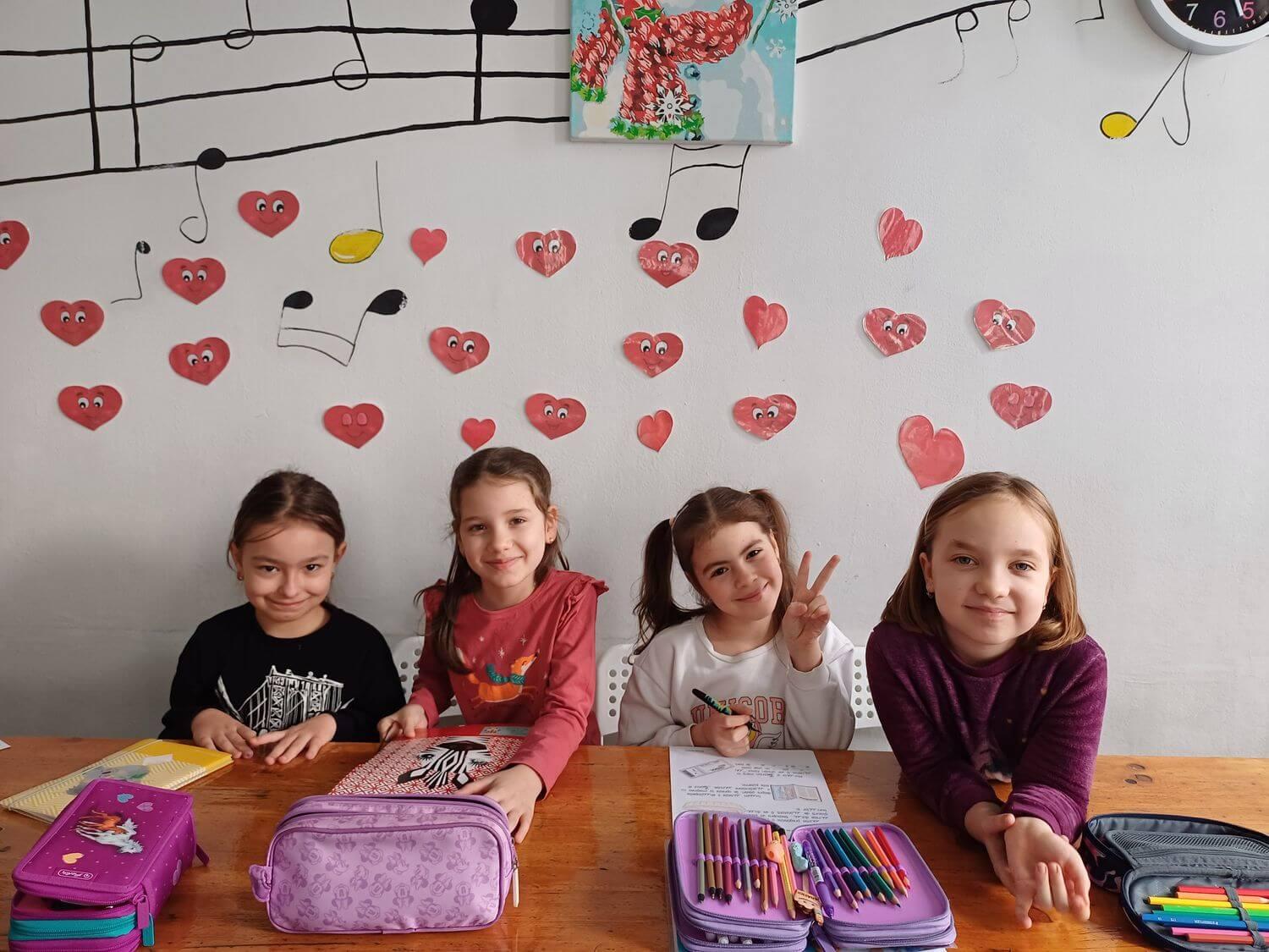 https://www.arons-education.sixpixels.site/sites/default/files/2025-06/afterschool22.jpg